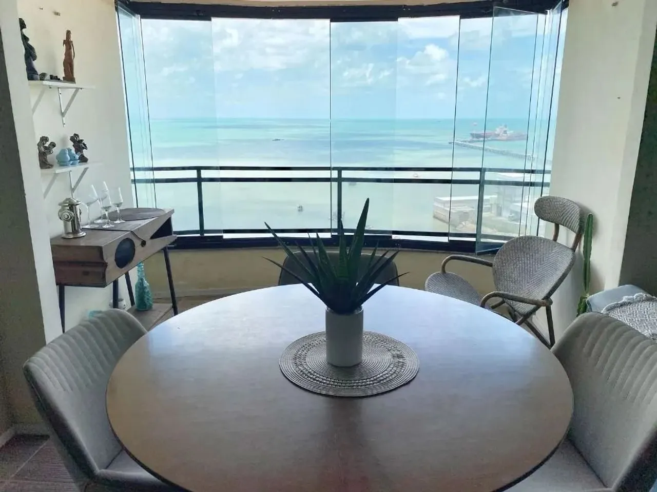 Apartamento com 1 dormitório à venda, 57 m² por R$ 599.000,00 - Mucuripe - Fortaleza/CE
