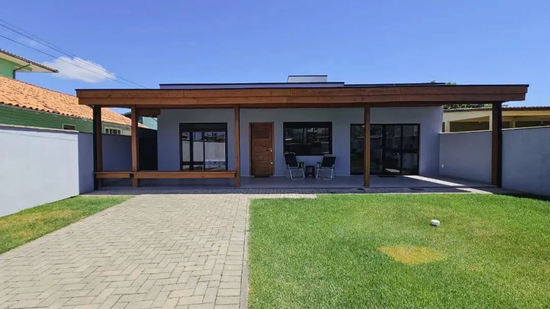 Casa com 2 dormitórios à venda no Campeche, em Florianópolis REF: 619