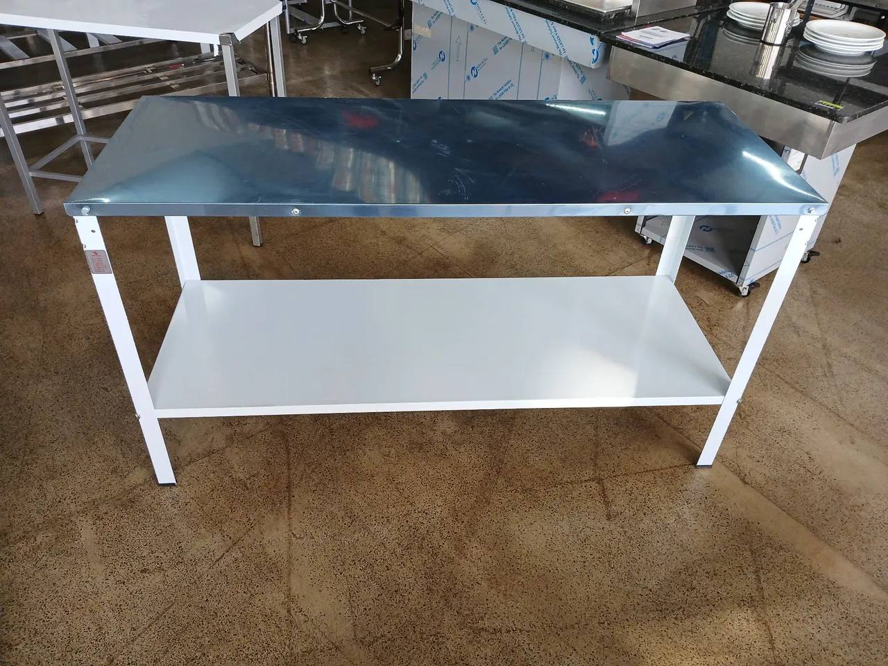 Mesa Inox 160 Braesi Tampo Inóx 160 X 60 com paneleiro