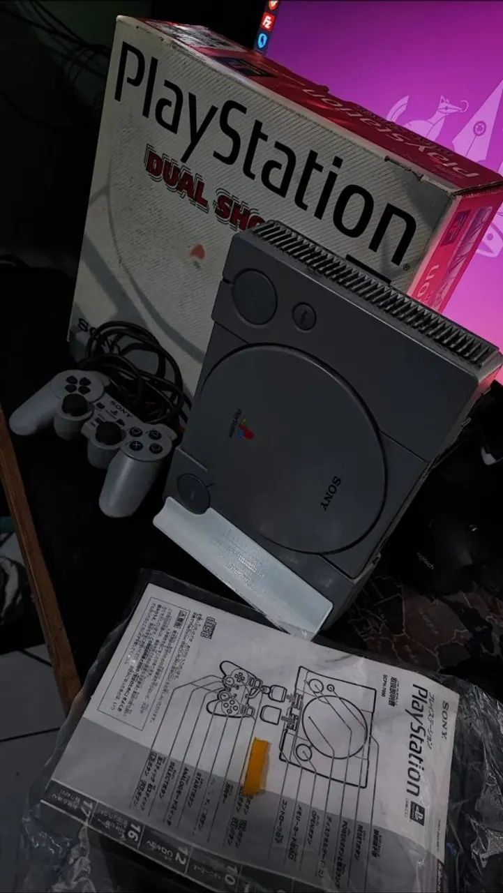 PlayStation 1 - Console Completo com Caixa e Manual
