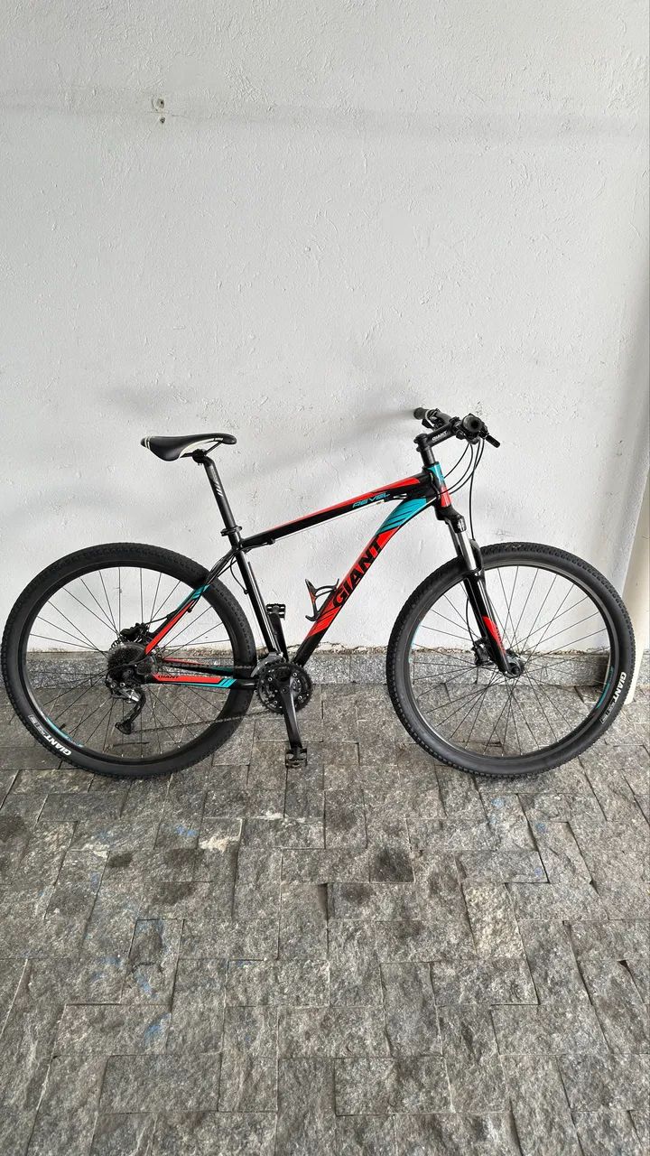 Bicicleta Giant aro 29