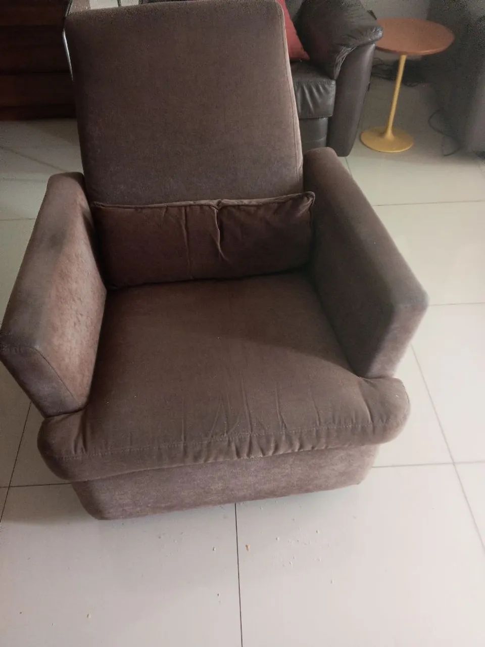 Poltrona Confortável em Tecido veludo  - Foto 5