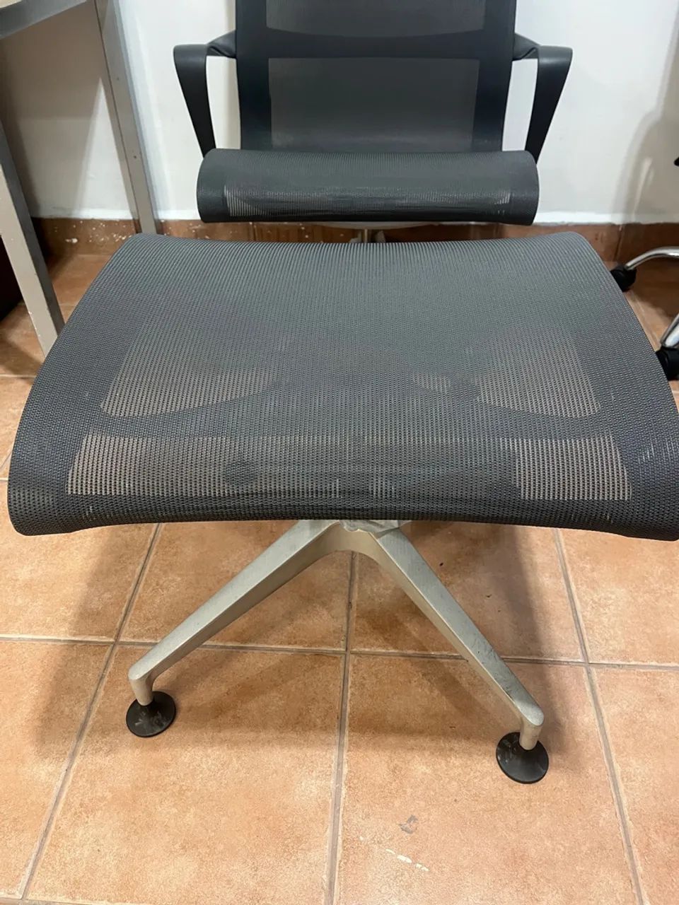 Cadeira herman Miller Setu lounge - Foto 2