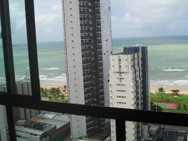 Apartamento mobiliado em boa viagem 2 quartos a 5 min do mar