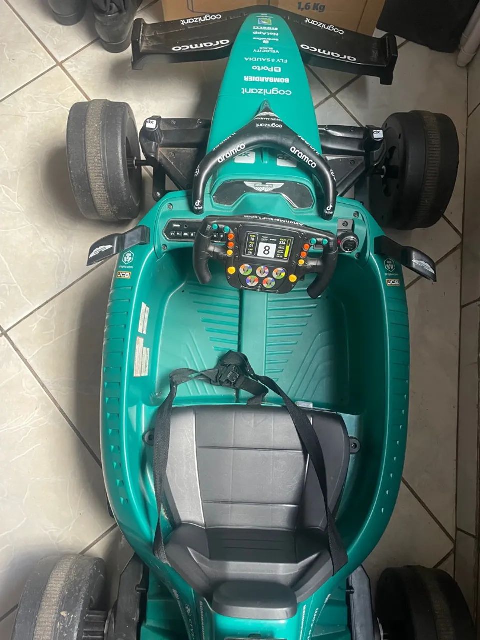 Carro Elétrico Formula 1 12v Aston Martin C/ Controle Remoto Cor Verde - Foto 5