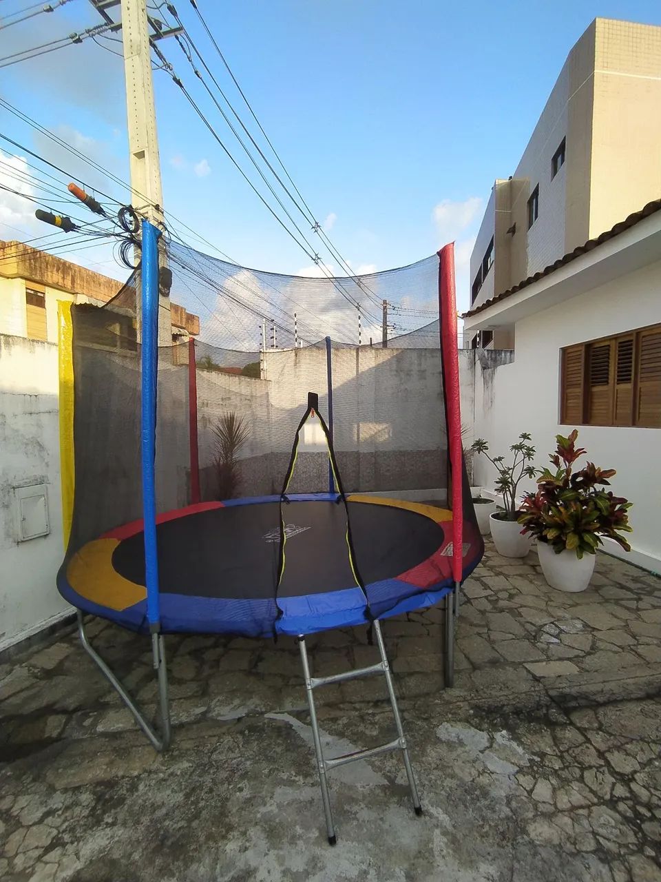 Aluguel de piscina de bolinha, escorrego e gangorras  - Foto 2