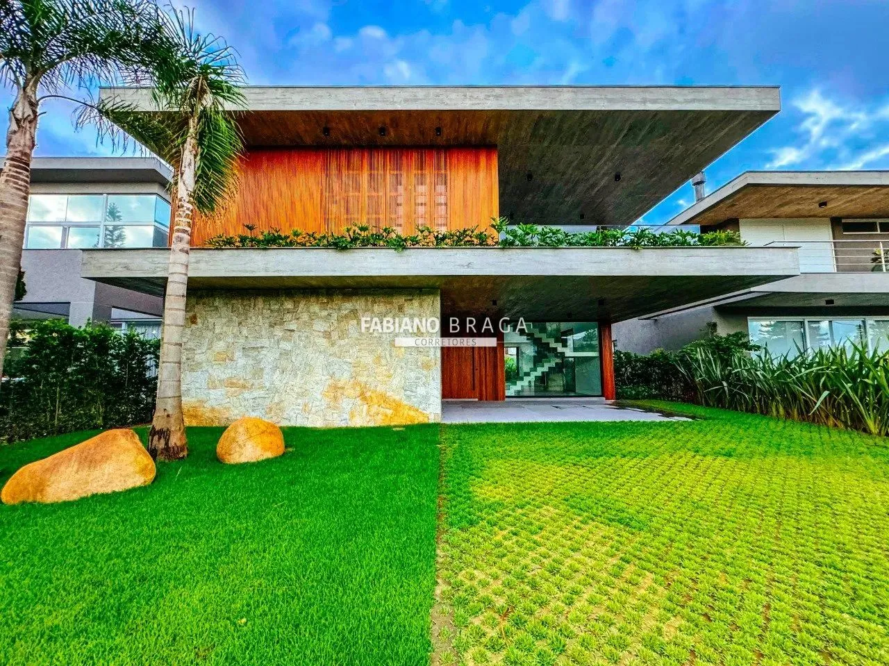 Casa à Venda no Condomínio La Plage