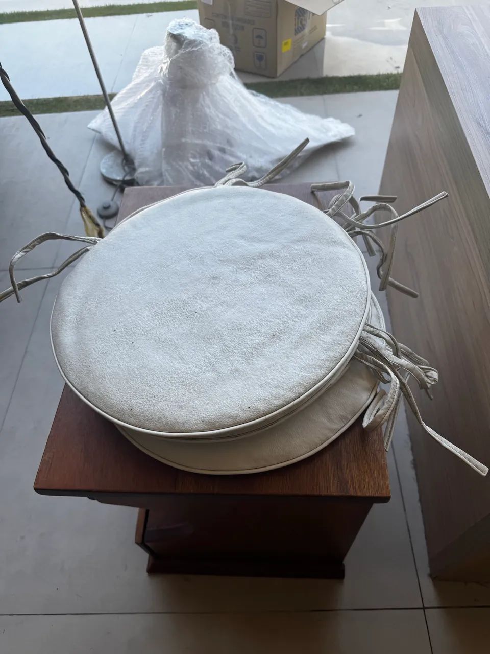 Futons Redondos - Usados, Conservados, com Alças de Amarração - Foto 2