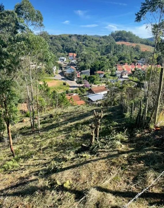 Terreno na praça da Forunfa 