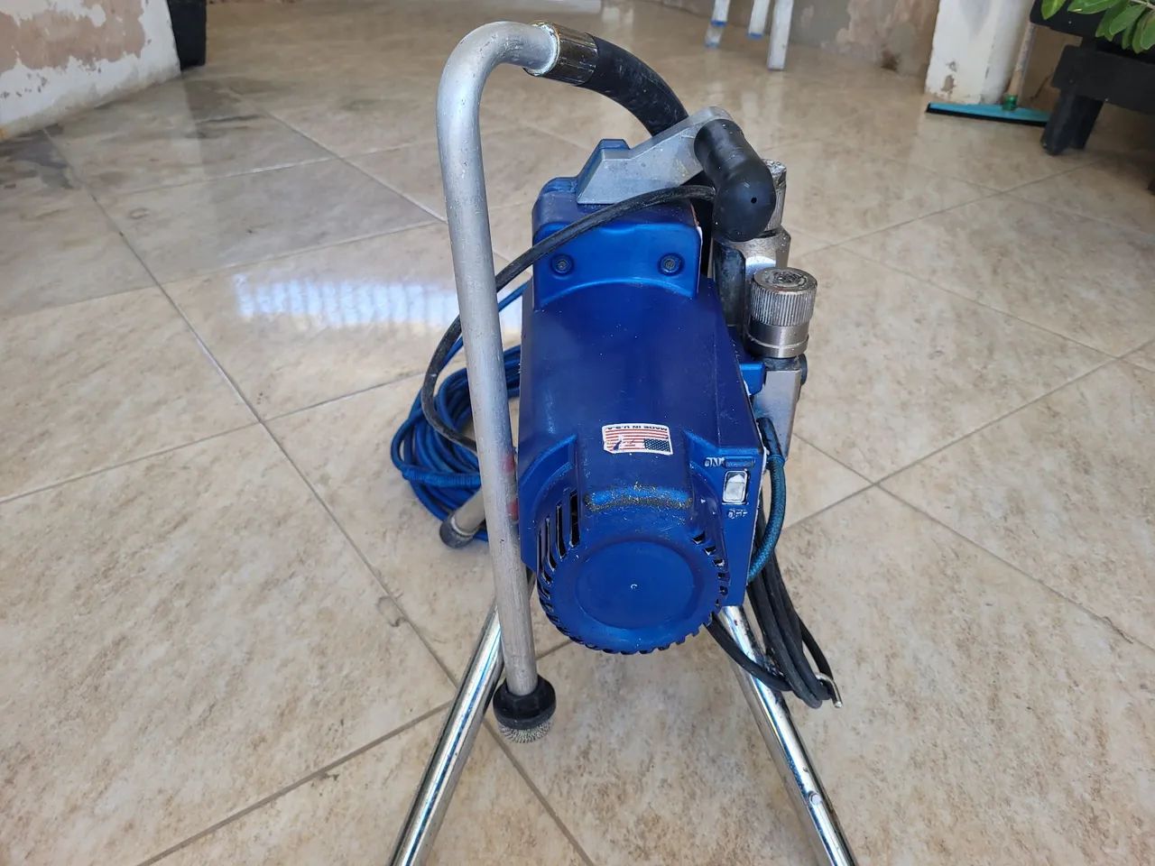 Maquina de pintura GRACO 390 - Foto 5