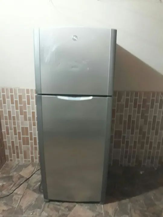 Geladeira inox  entrego - Foto 4