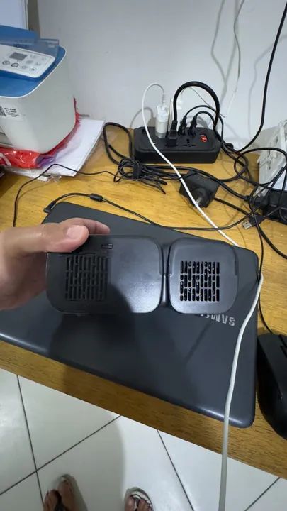 Projetor Blitzwolf C11 com controle - Foto 2