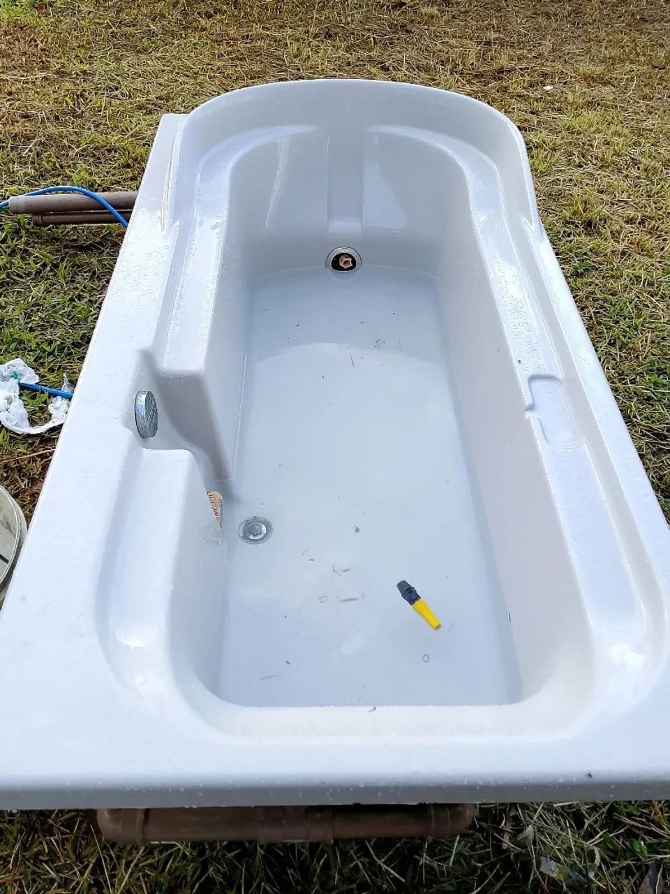 Bathtub 64168490698370124