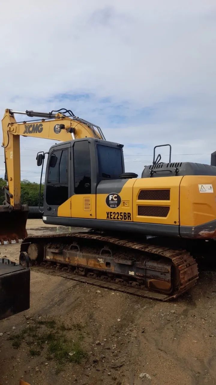 Aluguel de Máquinas Pesadas 