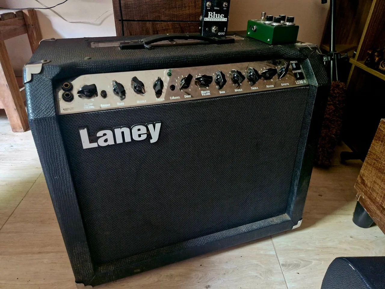 Amplificador de Guitarra Laney LC30II - 100% Valvulado com Celestion