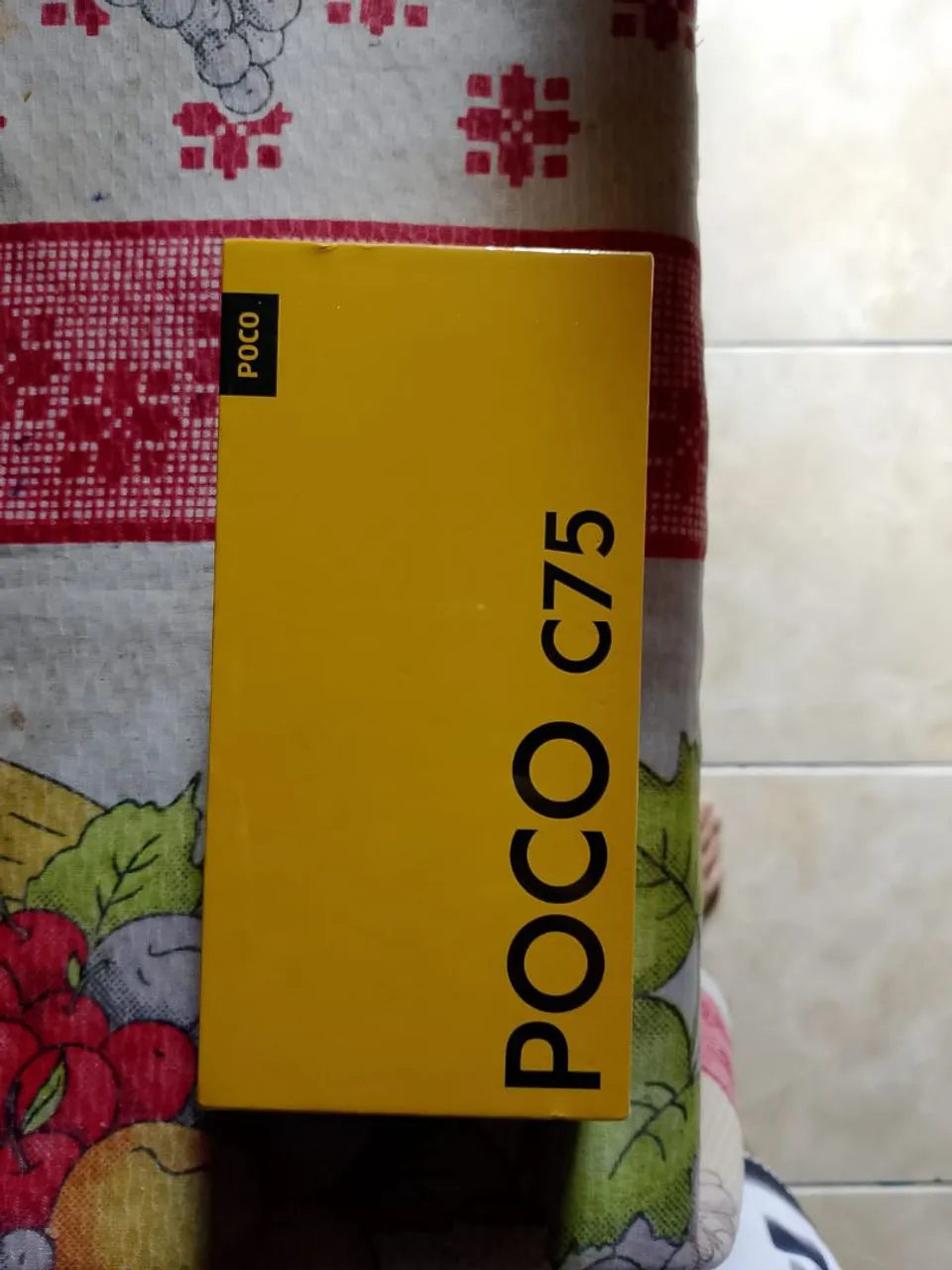 O celular e 256 gigas mas informações sobre o aparelho entra em contato no whatsapp
