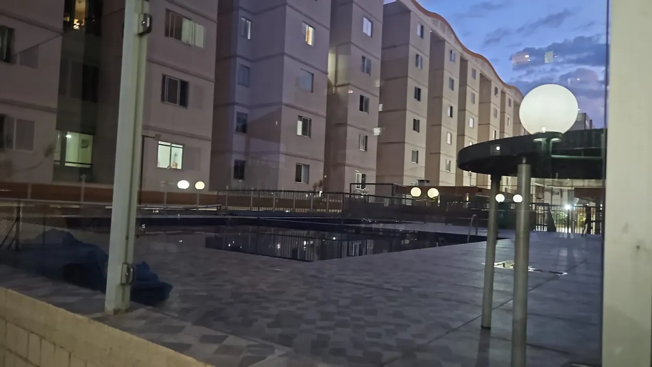 AC 02 VENDO LINDO APARTAMENTO DE 3 QUARTOS, SENDO 1 SUÍTE, ACEITA FINANCIMENTO E FGTS! CON