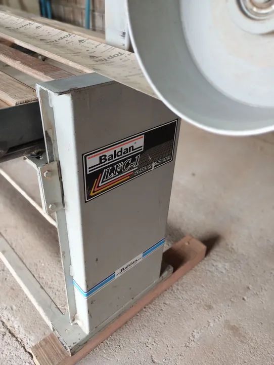 Lixadeira de Cinta Industrial - Foto 4