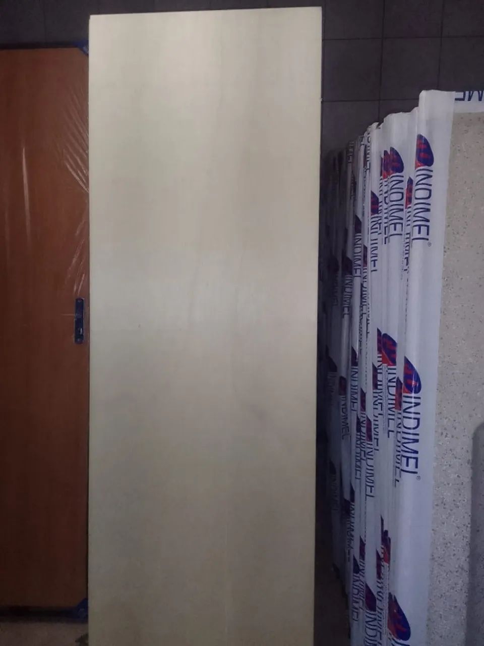 porta de madeira pra pintura  60/70/80   139,90 a vista 