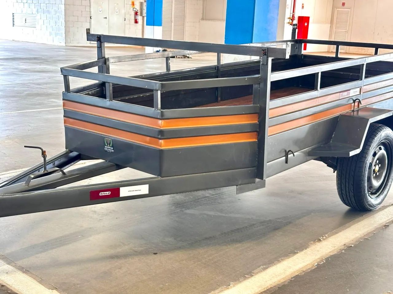 Carretinha com capacidade de carga 1 mil kilos