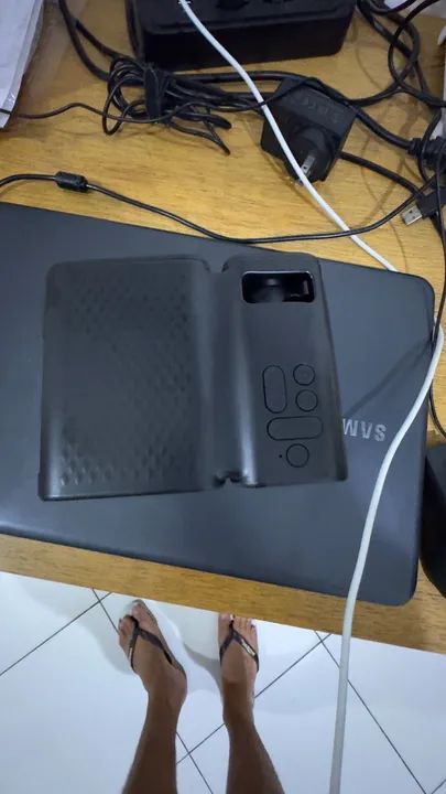 Projetor Blitzwolf C11 com controle - Foto 3