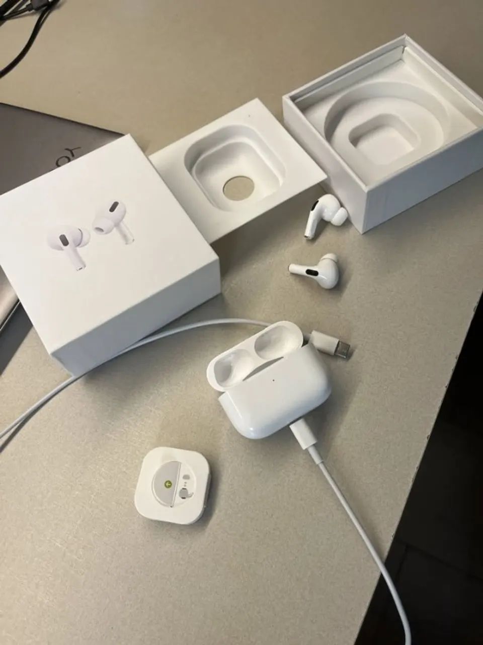 Fone AirPods Pro Primeira Linha para iPhone / IOS e Android - com Pop-Up Apple