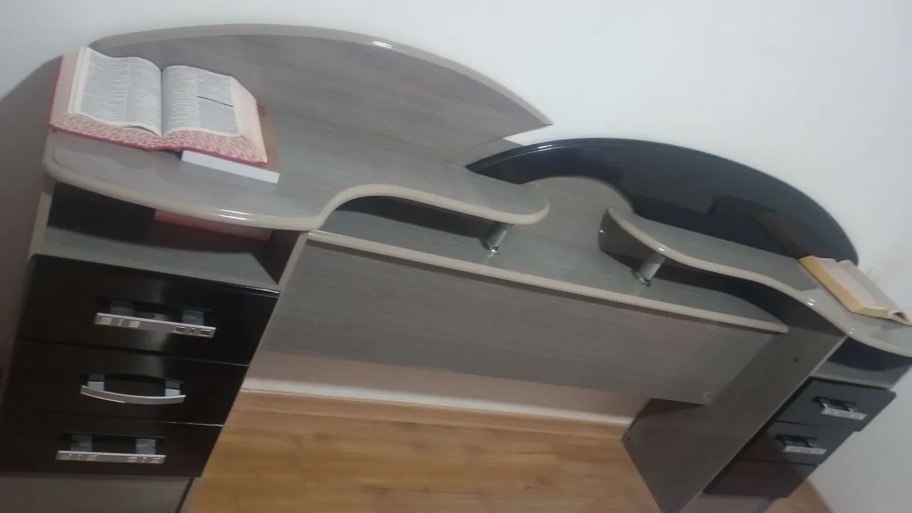 Cabeceira de cama moderna com gavetas e design diferenciado - Foto 4