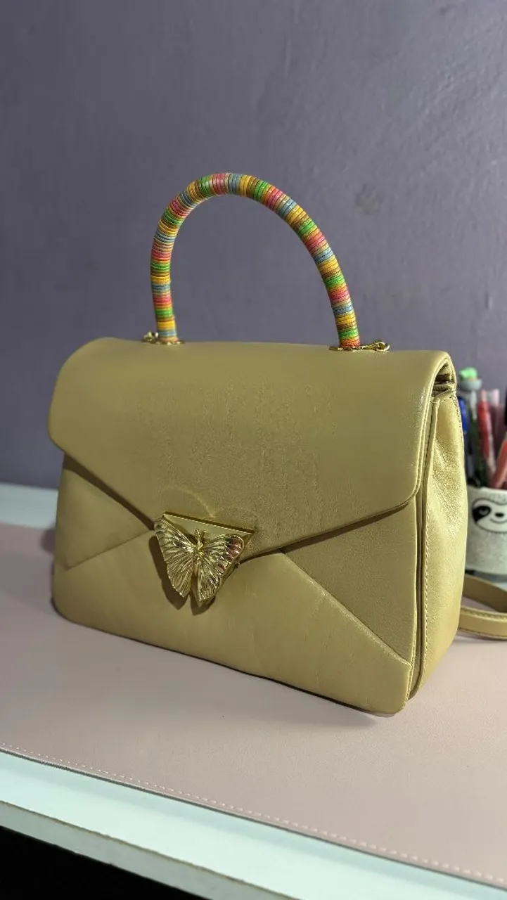 Bolsa de Mão Schutz Couro Bege Butterfly
