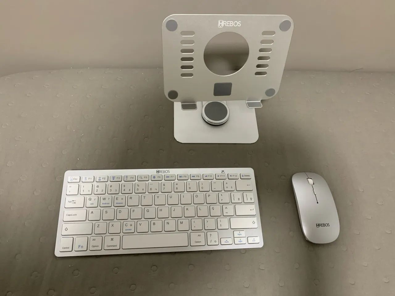 Kit Teclado e Mouse Sem Fio + Suporte para Tablet