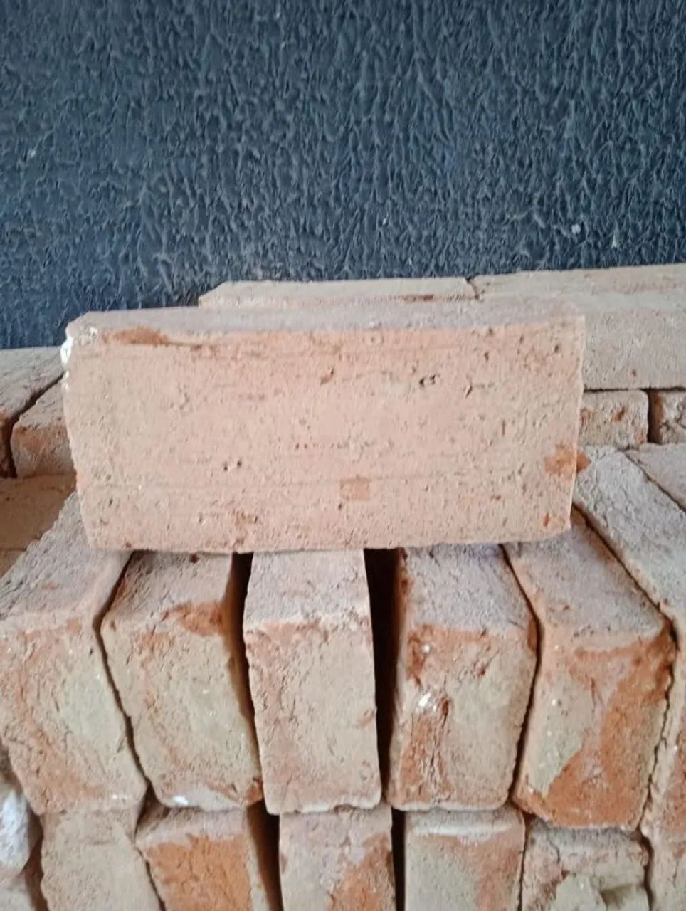 Tijolos de barro usados medindo 5.5x12x22 - Foto 2