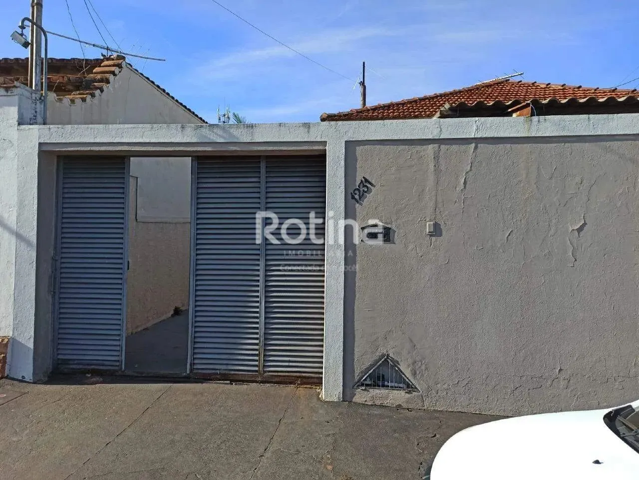Casa para alugar, 2 quartos, Fundinho - Uberlândia/MG - Rotina Imobiliária