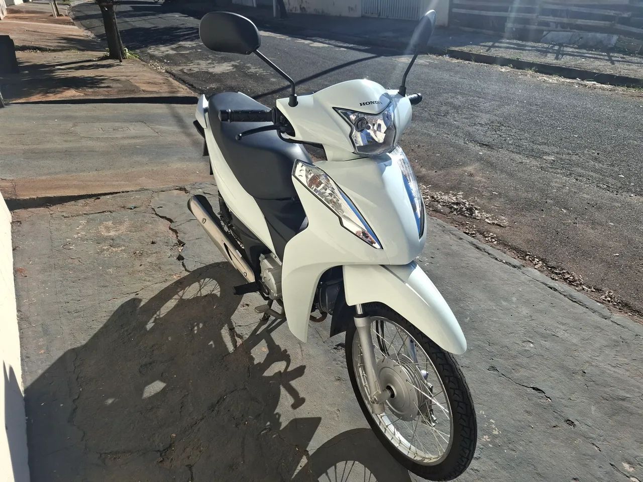 Honda BIZ 110I 2023 - Foto 2