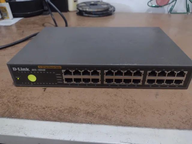 D-Link DES-1024D Switch64275296142723120