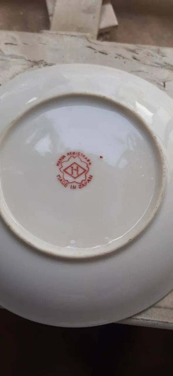 Jogo de chá de porcelana com detalhes florais e pássaros - Foto 2