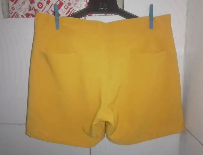 Short Alfaiataria Amarelo Feminino M  - Foto 4