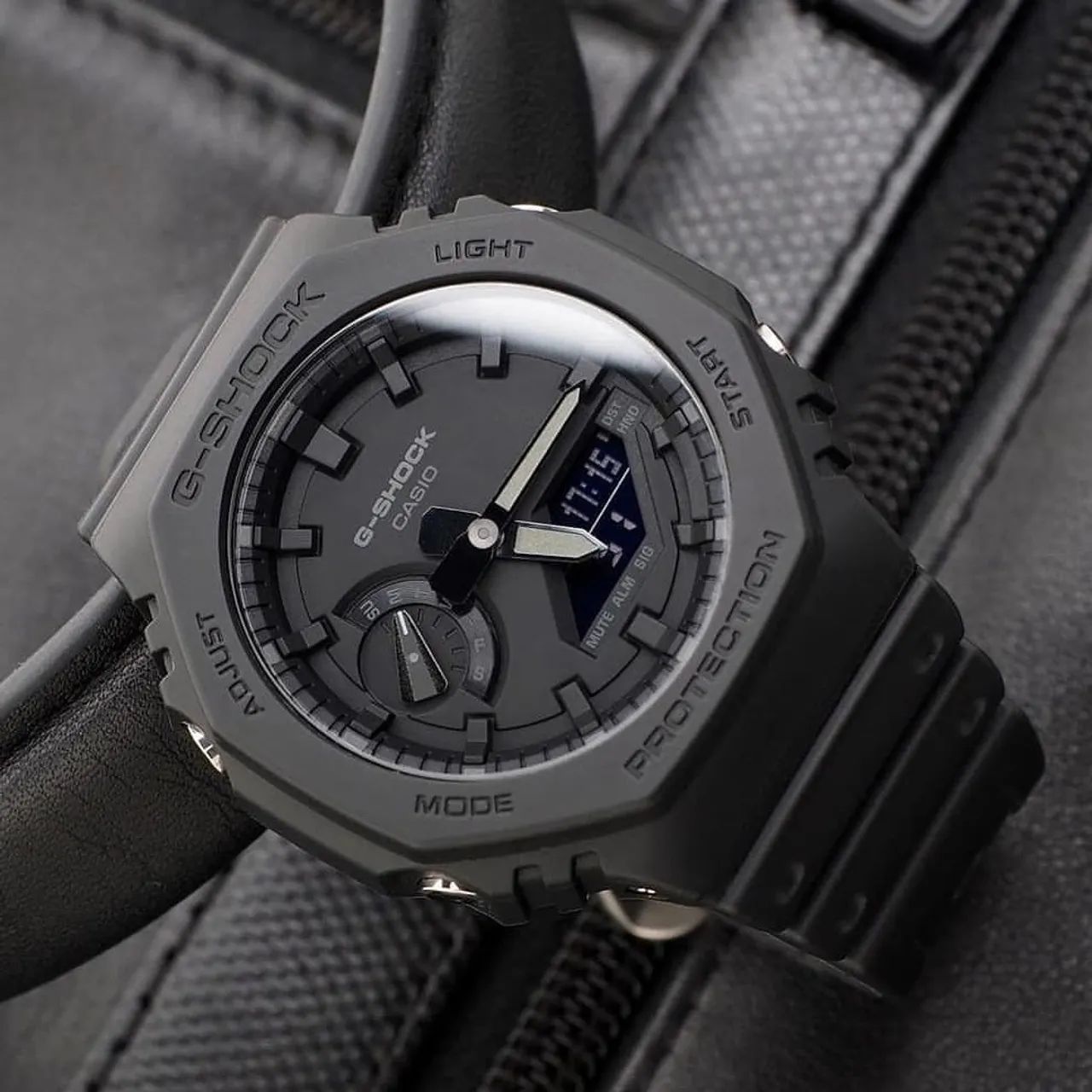 Relógio G-SHOCK GA-2100-1A1DR - NOVO, ORIGINAL E COM CERTIFICADO DE GARANTIA - Foto 2