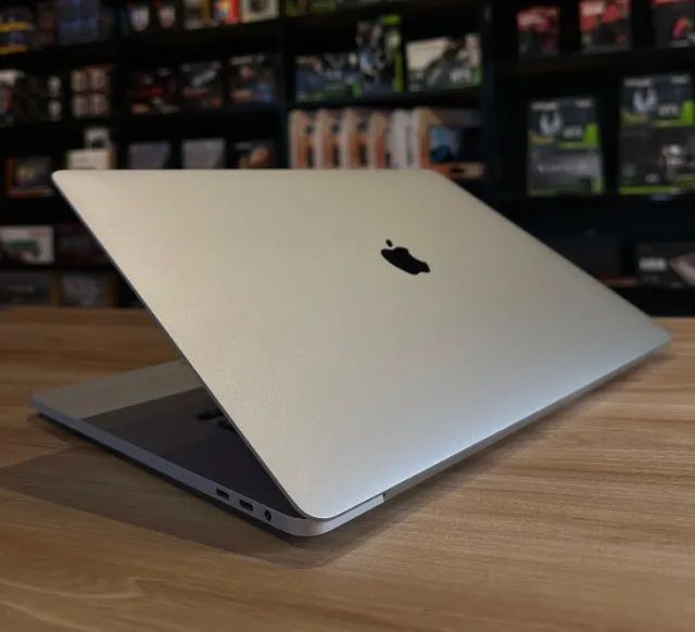 Macbook pro i9 16gb de ram 1tb de SSD, 16 polegadas - Pronta