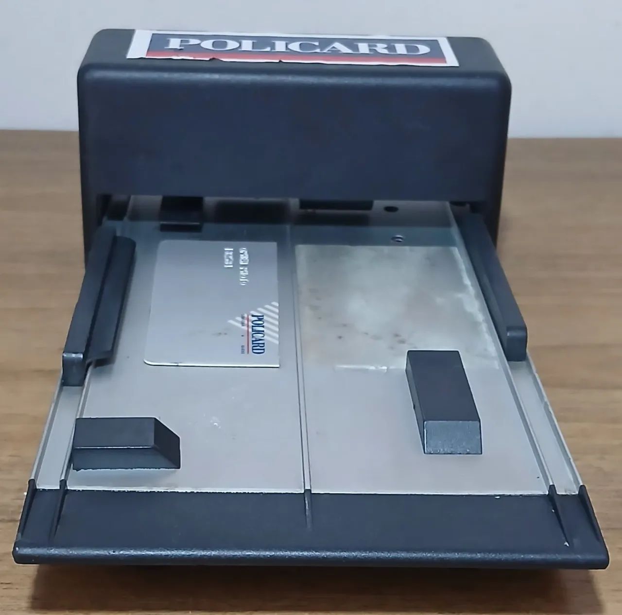 Antiga Máquina Manual Cartão Policard - Foto 2