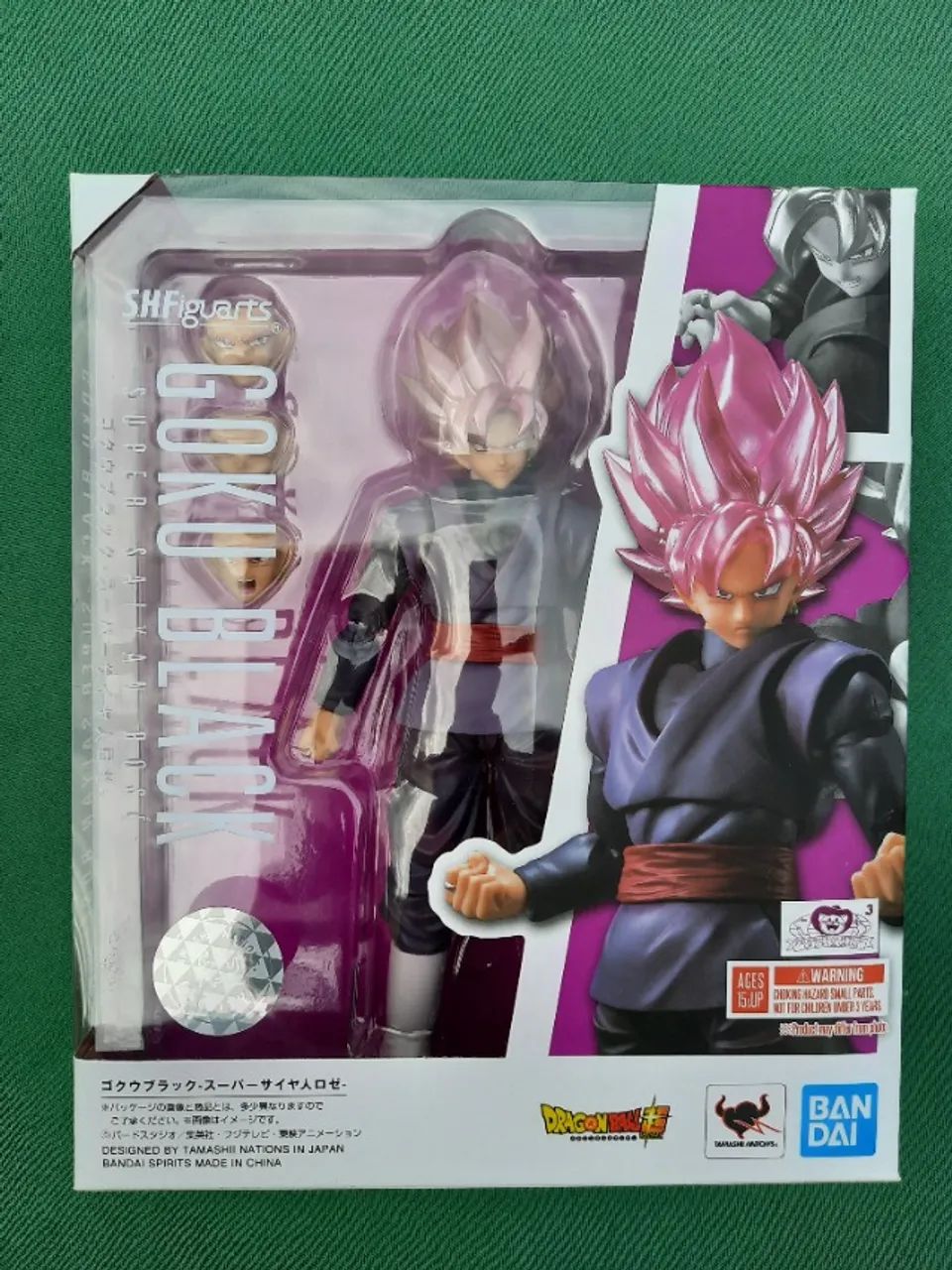 Figura de ação do Goku Black da série Dragon Ball Super, Bandai da linha SHFiguarts. Novo 