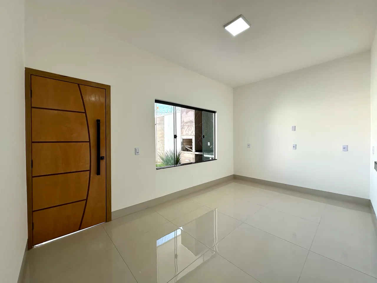 Casa 2Q- 1 min da Avenida Mangalô