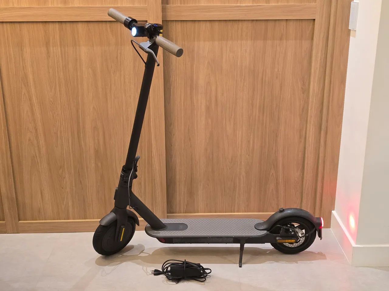 Patinete Elétrico Xiaomi M365 1S 500W em ótimo estado