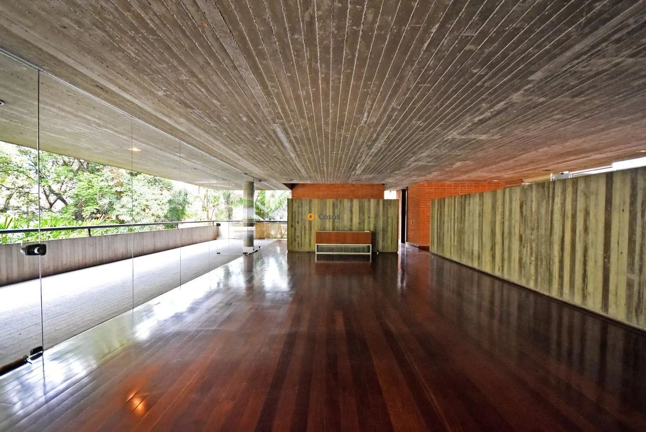 CASA COM TERRENO DE 3.100M² NA REGIÃO DA CIDADE JARDIM - Foto 3