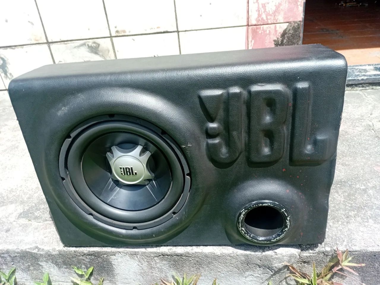 Caixa de Som JBL para Carro top 600reais