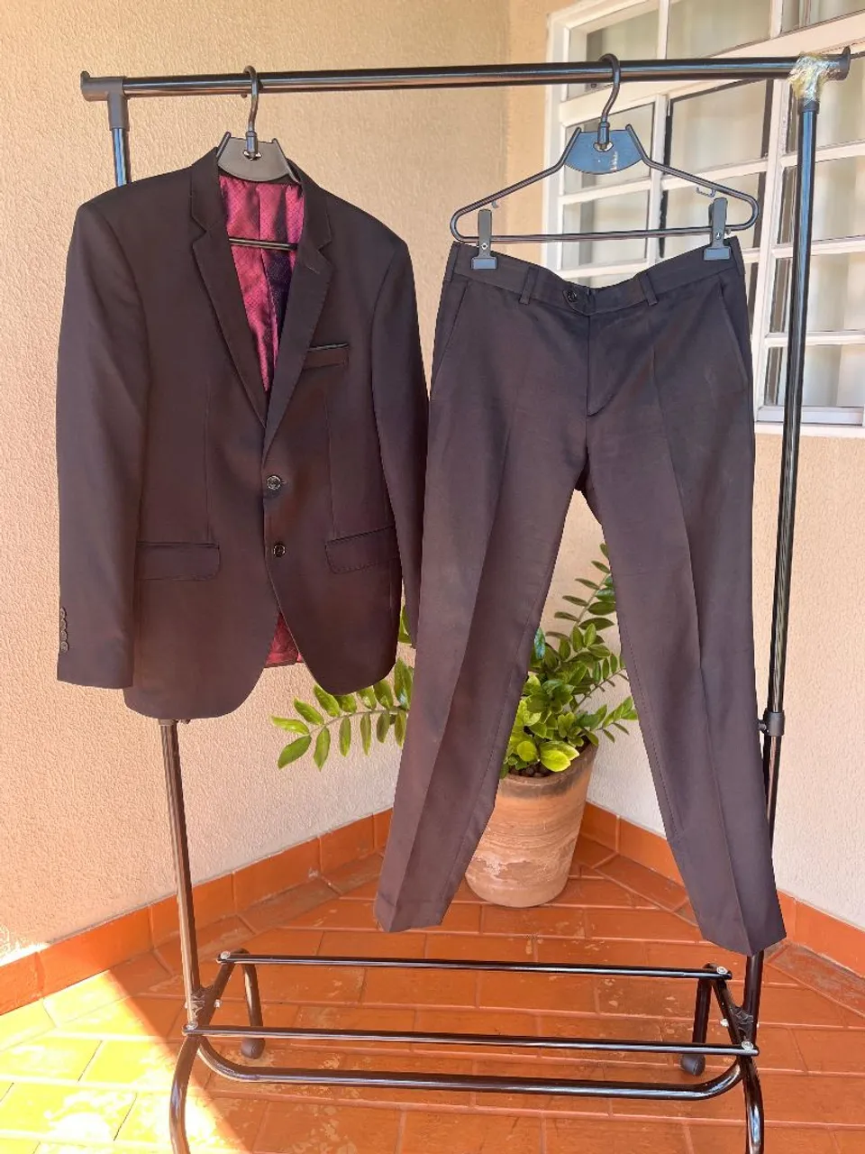 Terno Preto Completo - Elegância e Estilo!