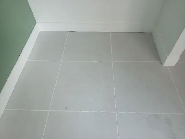 Instalação de rodapés  - Foto 2