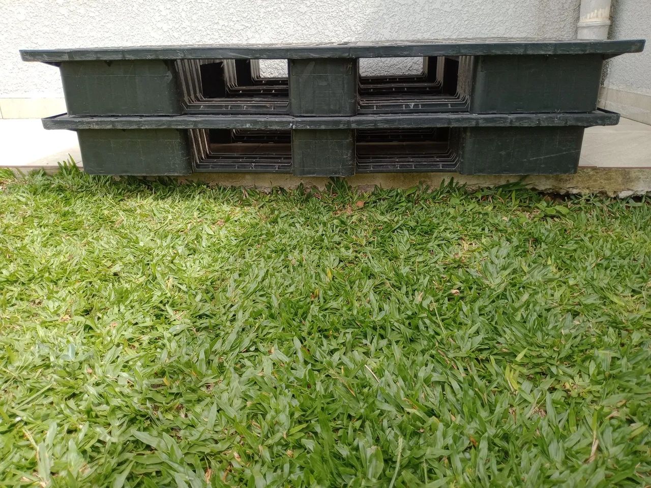 Paletes de plástico. Super resistente. - Foto 2