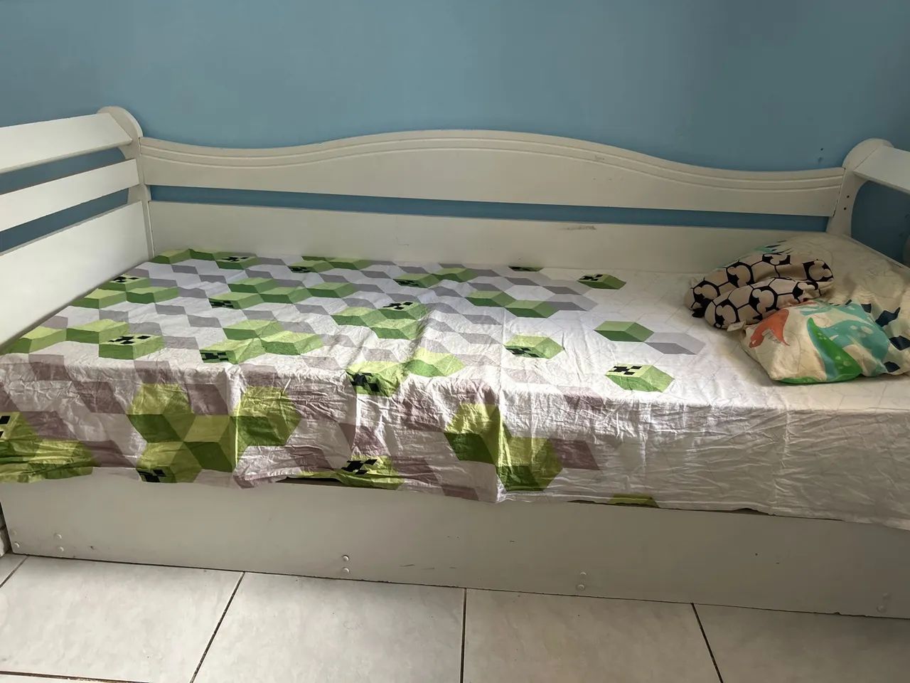 Cama de solteiro com outra cama em baixo  - Foto 4