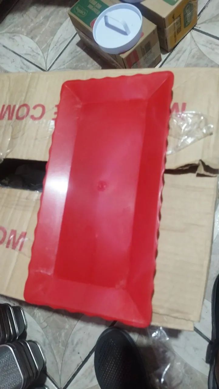 Bandeja Vermelha para Comércio