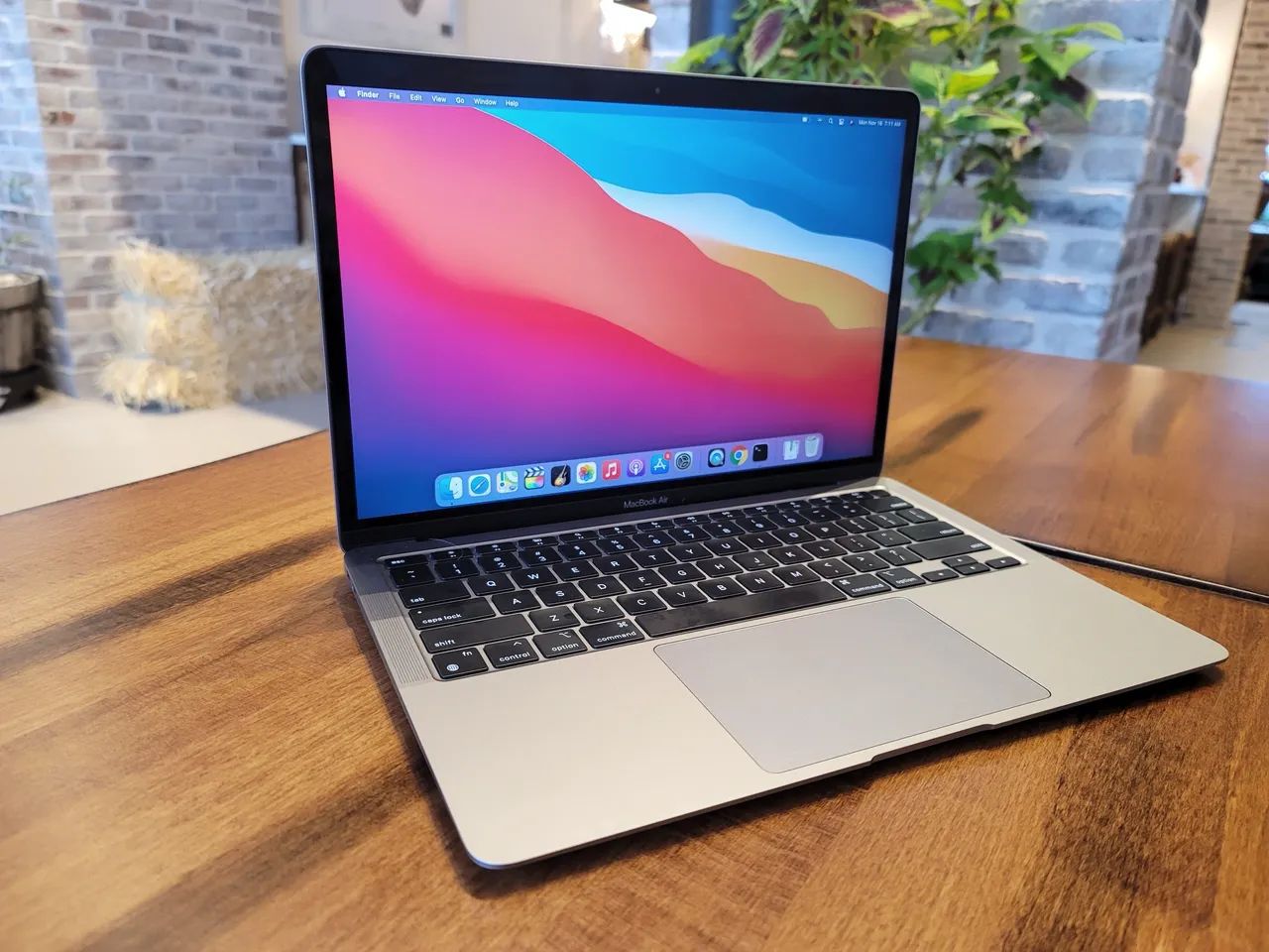 MacBook Air M1 2020 13 cinza-espacial 8GB de Ram - 256GB SSD