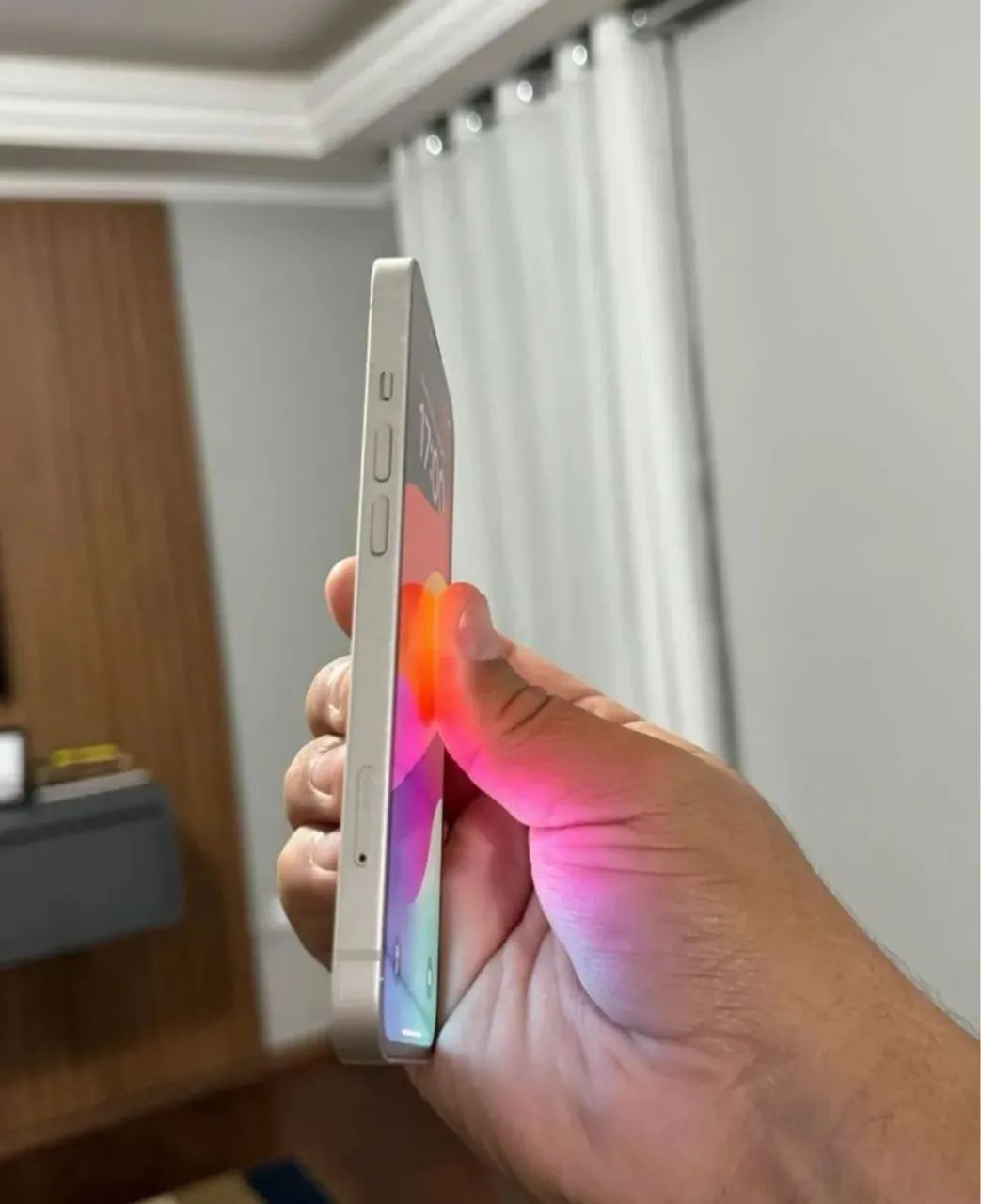 iPhone 13 por 2800